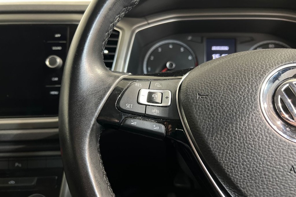 Used Volkswagen T-Roc 2020 for sale - 77383665: Photo 24