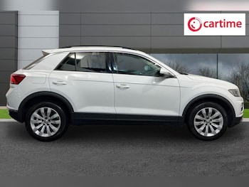 Used Volkswagen T-Roc 2020 for sale - 77383665: Photo