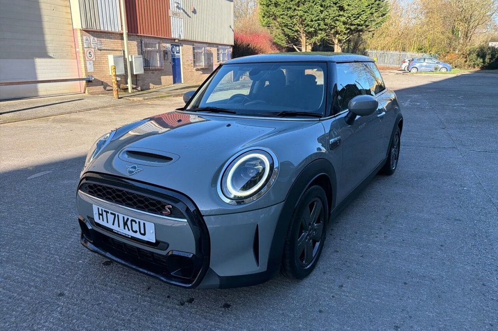 Used MINI Hatch 2022 for sale - 77547408: Photo 21