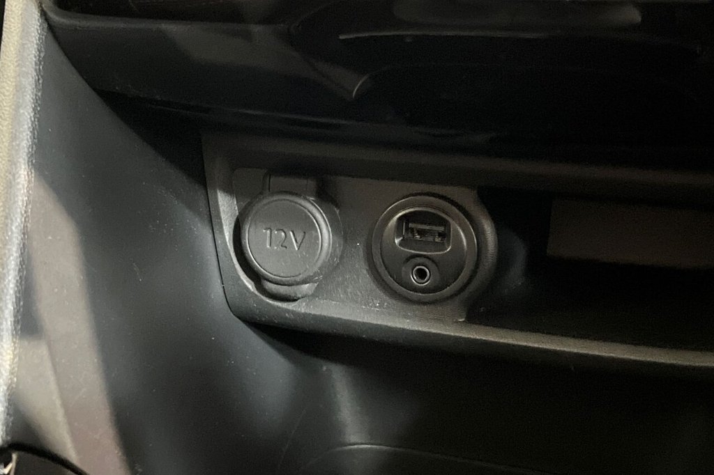 Used Peugeot 2008 2017 for sale - 77263038: Photo 39