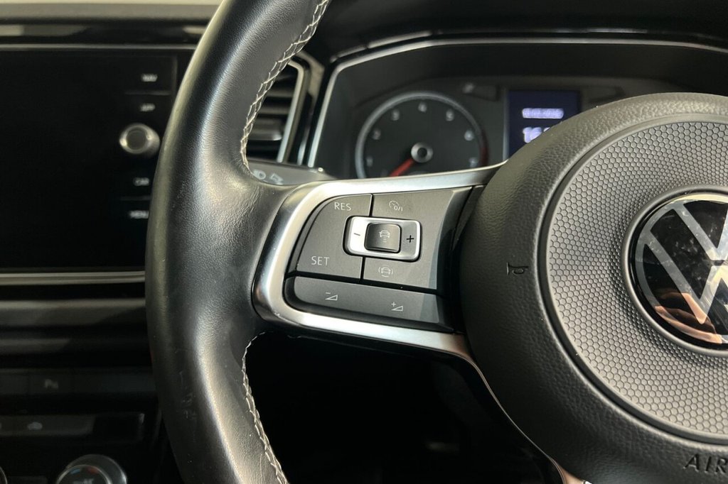 Used Volkswagen T-Roc 2022 for sale - 77666939: Photo 24