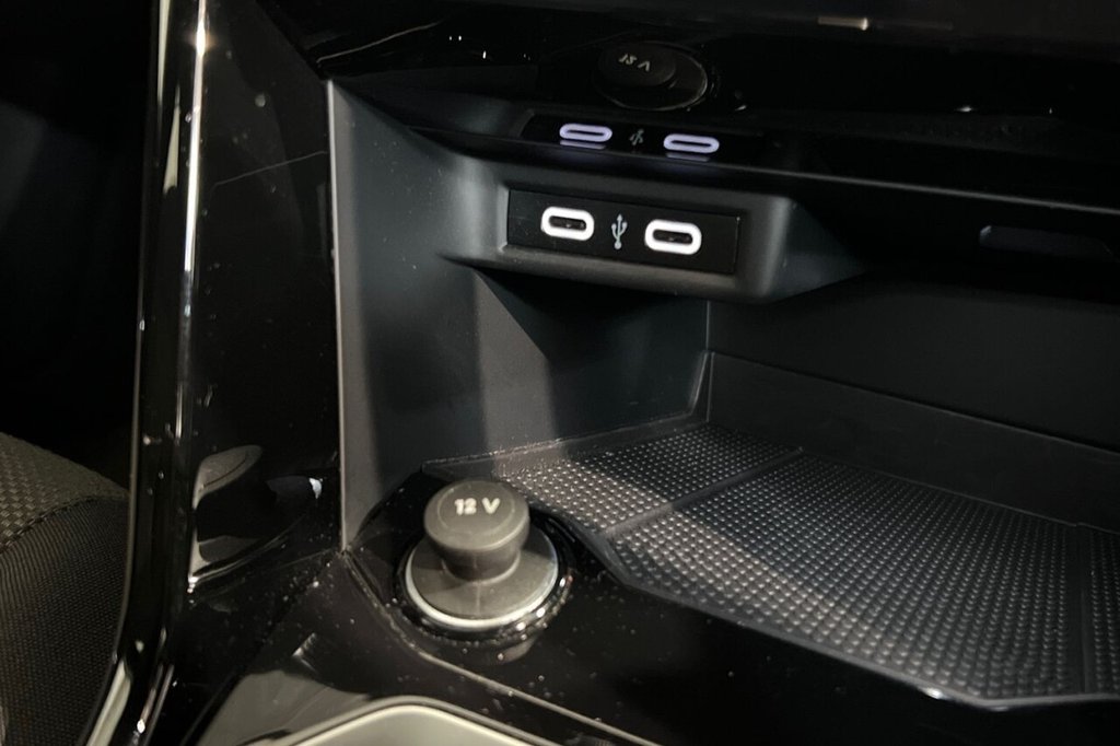 Used Volkswagen T-Roc 2022 for sale - 77666939: Photo 35