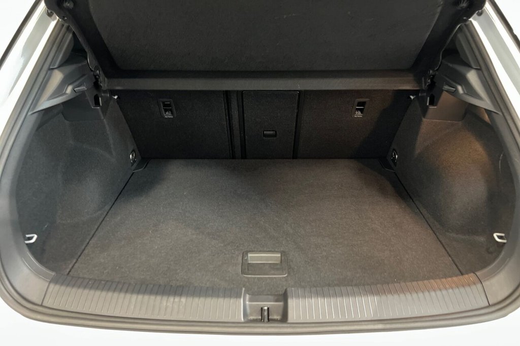 Used Volkswagen T-Roc 2022 for sale - 77666939: Photo 41