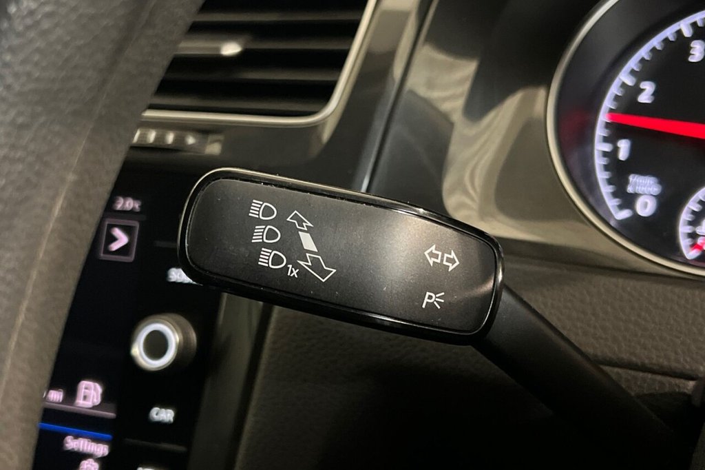 Used Volkswagen Golf 2019 for sale - 77451515: Photo 24