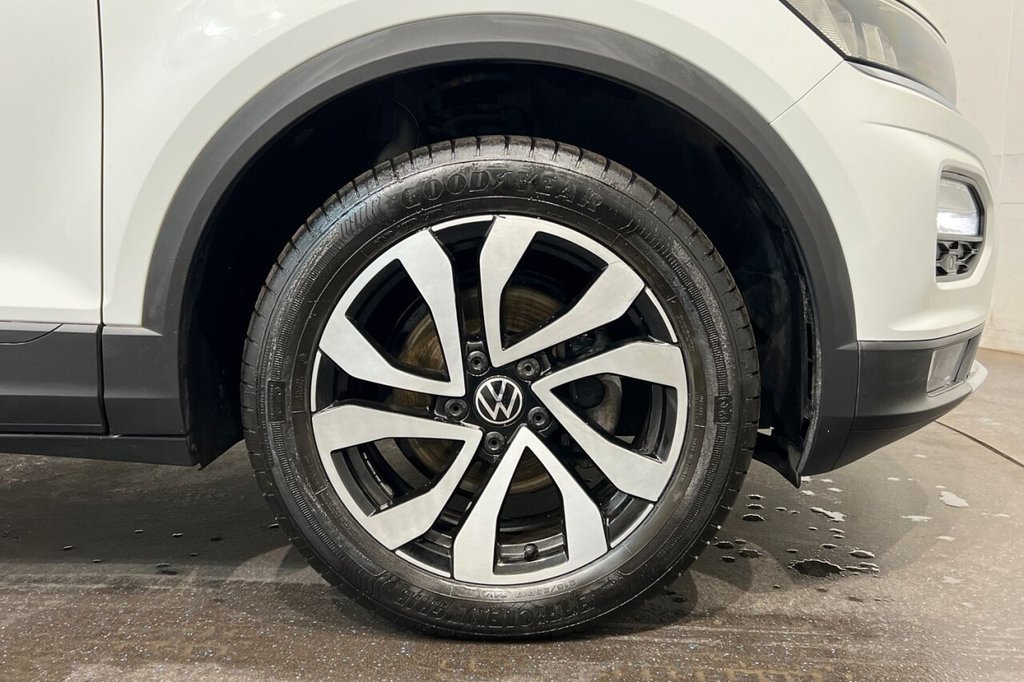 Used Volkswagen T-Roc 2021 for sale - 77262933: Photo 14