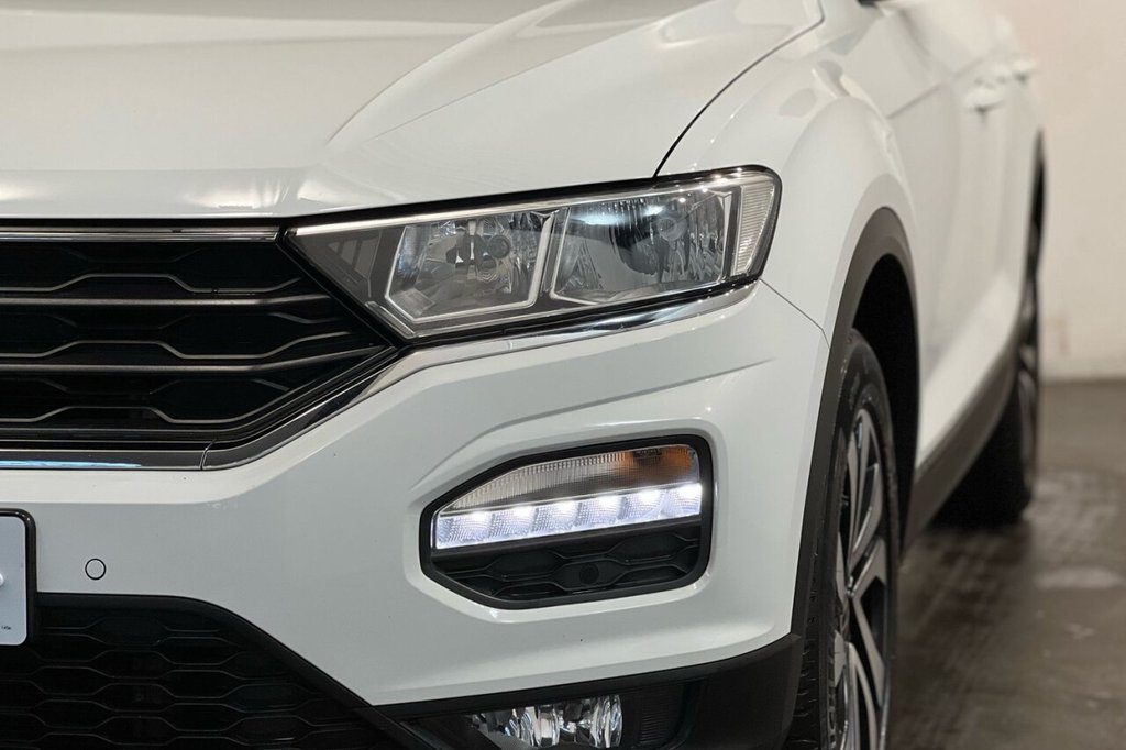 Used Volkswagen T-Roc 2021 for sale - 77262933: Photo 16