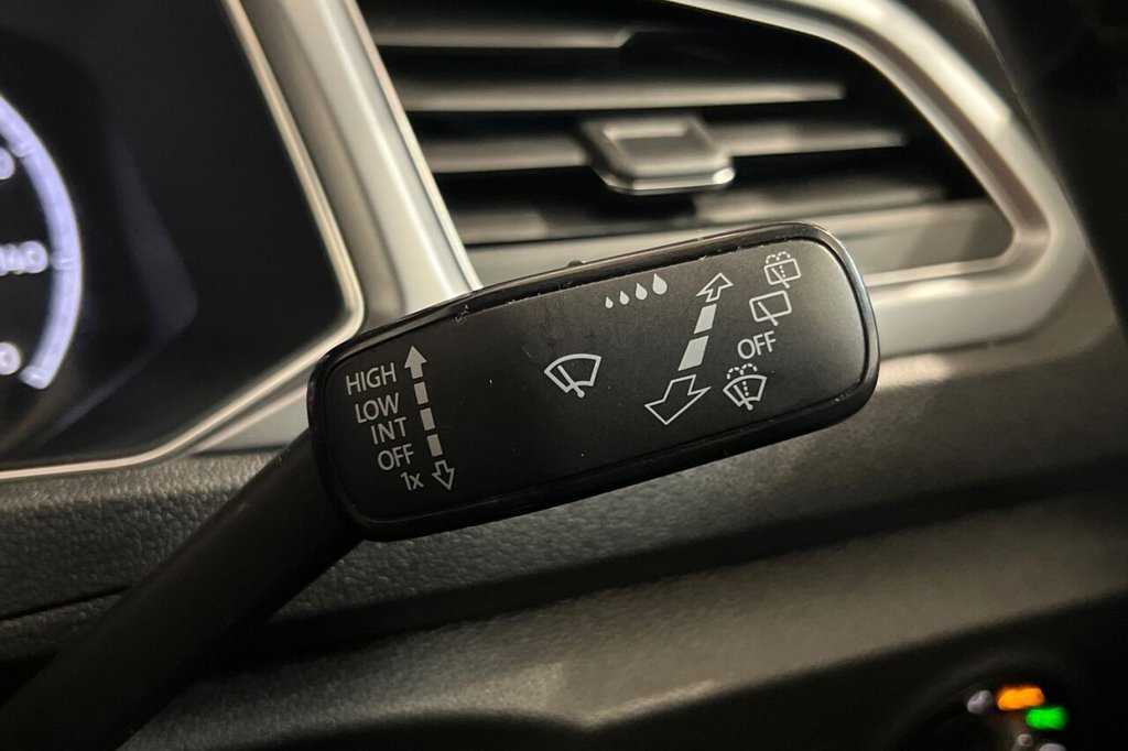 Used Volkswagen T-Roc 2021 for sale - 77262933: Photo 27