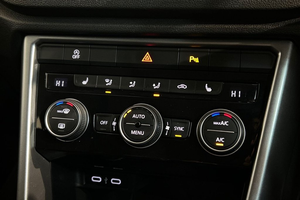 Used Volkswagen T-Roc 2021 for sale - 77262933: Photo 33