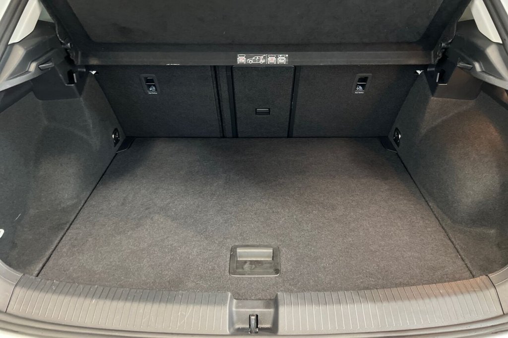 Used Volkswagen T-Roc 2021 for sale - 77262933: Photo 42