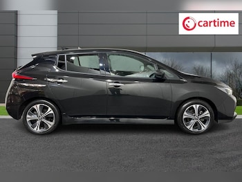 Used Nissan Leaf 2021 for sale - 75503197: Photo