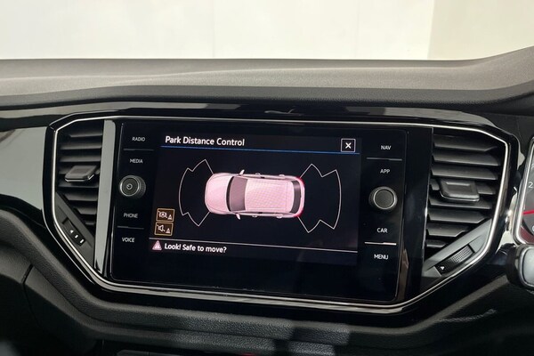 Used Volkswagen T-Roc 2021 for sale - 76080300: Photo 29