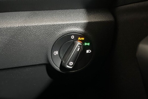 Used Volkswagen T-Roc 2021 for sale - 76080300: Photo 34