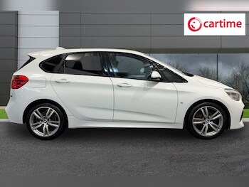 Used BMW 2 Series 2019 for sale - 77327727: Photo