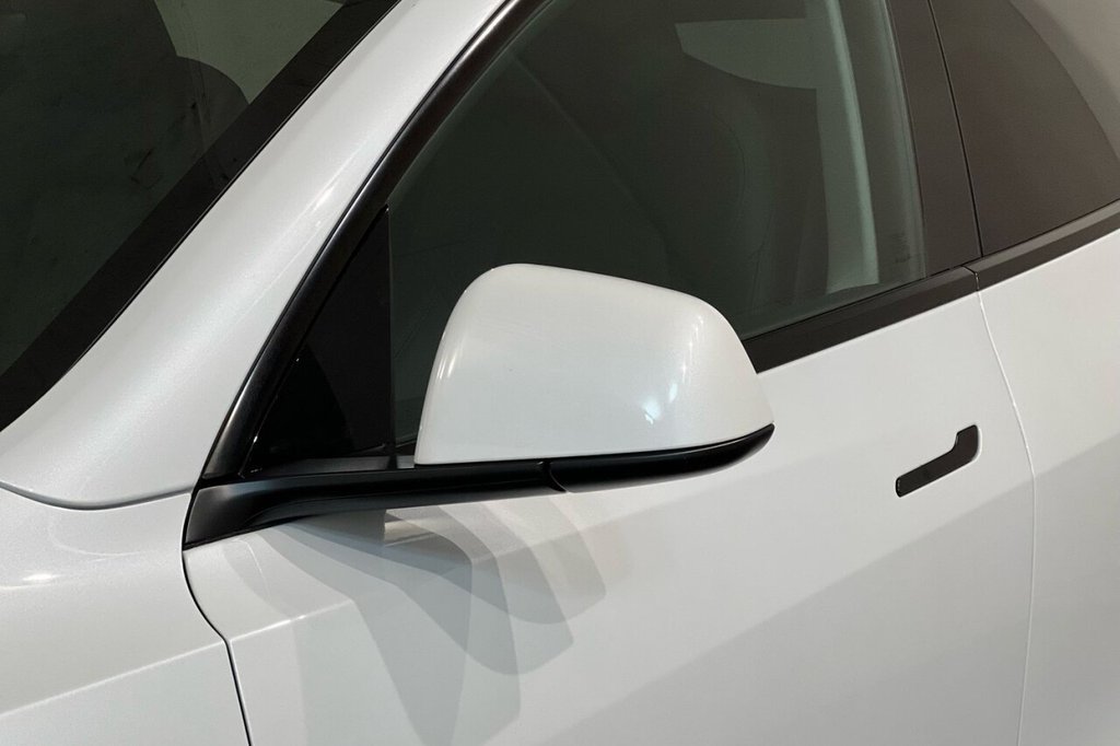 Used Tesla Model Y 2024 for sale - 77621260: Photo 17