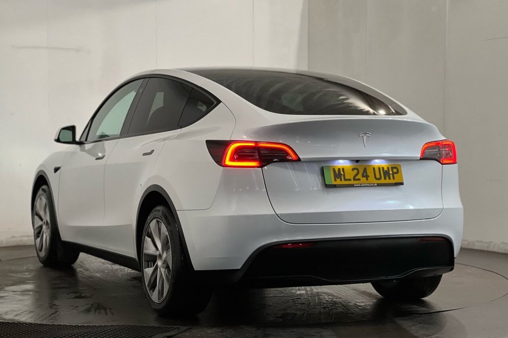 Used Tesla Model Y 2024 for sale - 77621260: Photo 19