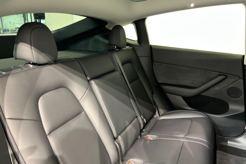 Used Tesla Model Y 2024 for sale - 77621260: Photo 24