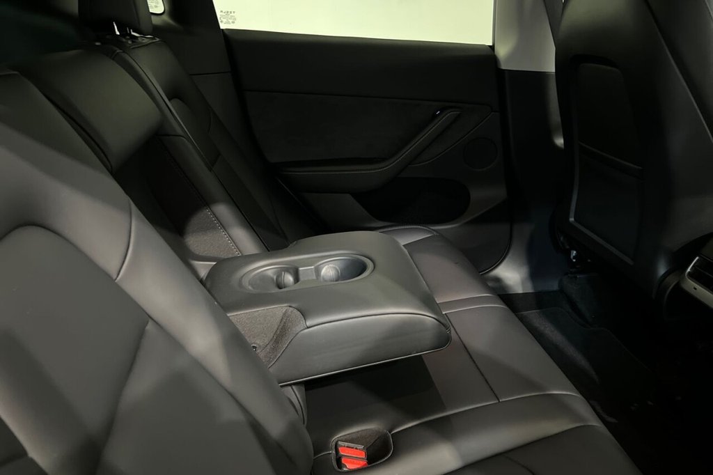Used Tesla Model Y 2024 for sale - 77621260: Photo 39