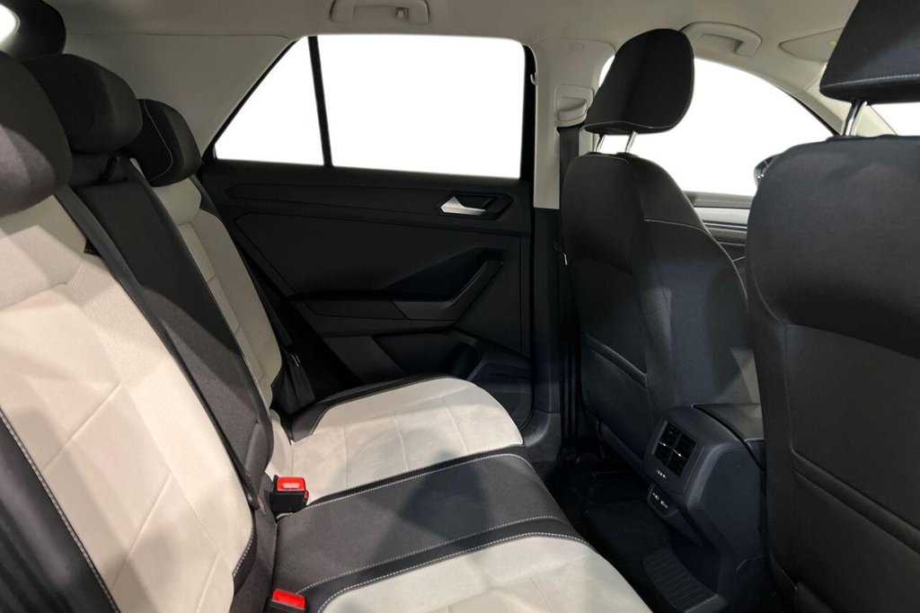 Used Volkswagen T-Roc 2022 for sale - 77327799: Photo 10