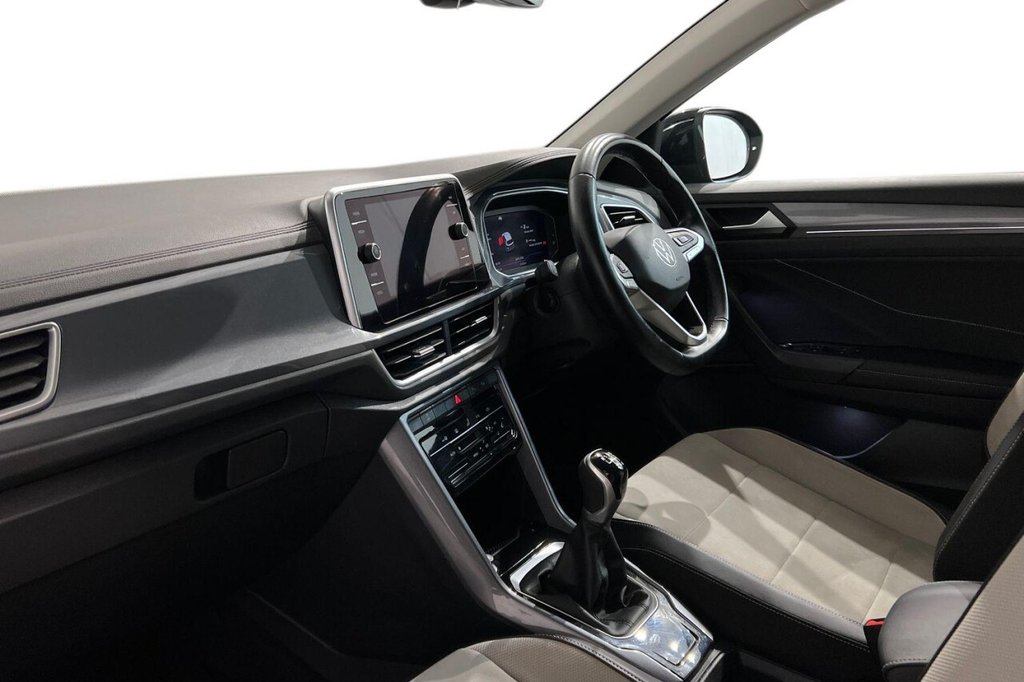 Used Volkswagen T-Roc 2022 for sale - 77327799: Photo 11