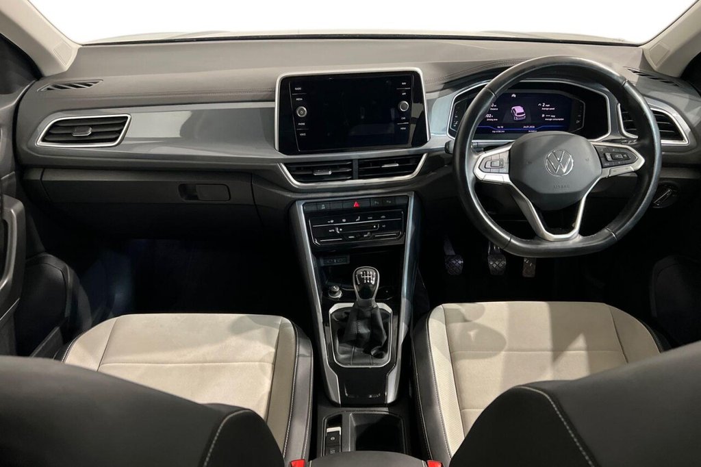 Used Volkswagen T-Roc 2022 for sale - 77327799: Photo 12