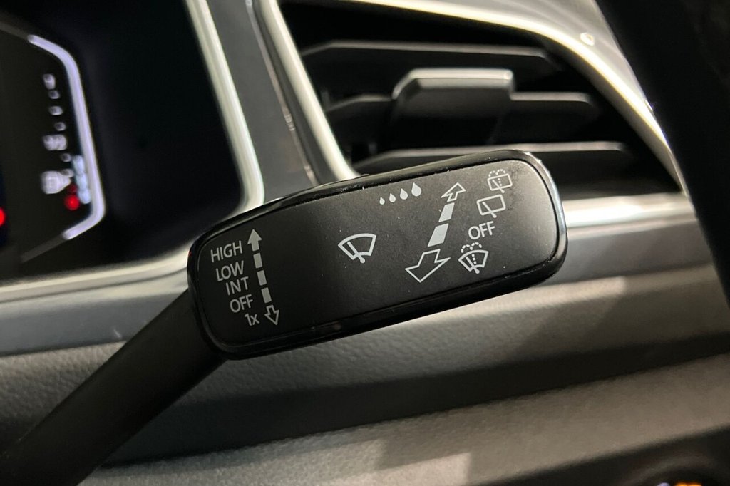 Used Volkswagen T-Roc 2022 for sale - 77327799: Photo 27