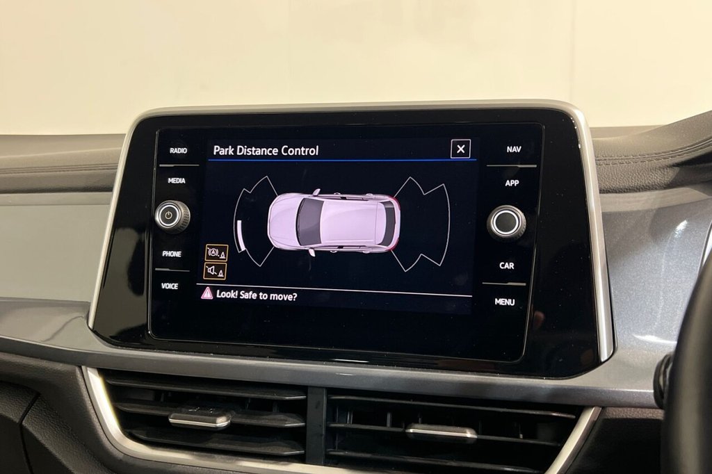 Used Volkswagen T-Roc 2022 for sale - 77327799: Photo 28