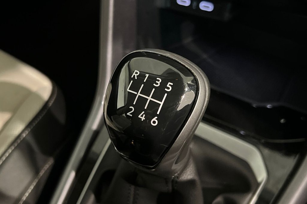 Used Volkswagen T-Roc 2022 for sale - 77327799: Photo 35