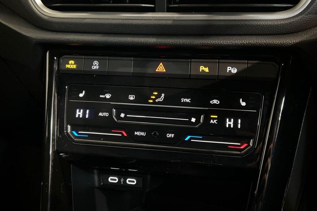 Used Volkswagen T-Roc 2023 for sale - 77436666: Photo 33