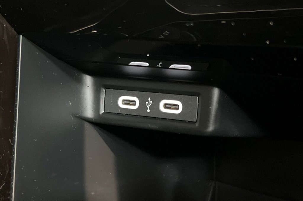 Used Volkswagen T-Roc 2023 for sale - 77436666: Photo 37