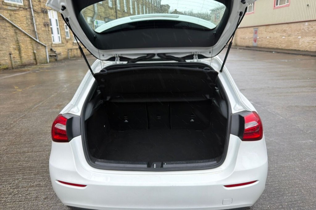 Used Mercedes-Benz A-Class 2021 for sale - 77547142: Photo 26