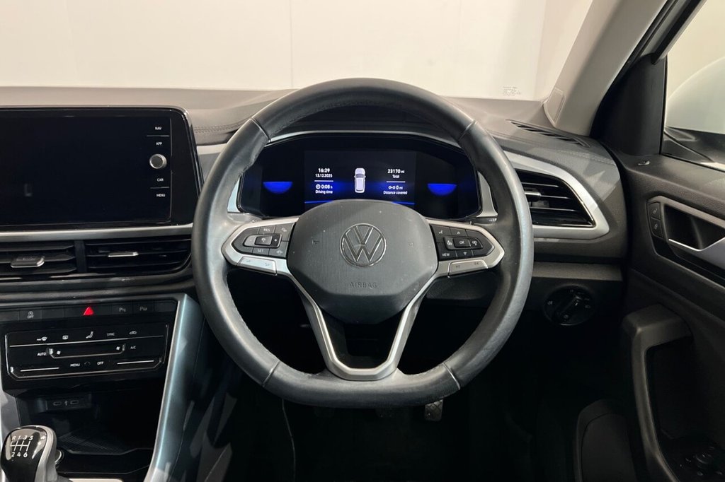 Used Volkswagen T-Roc 2022 for sale - 77262926: Photo 23