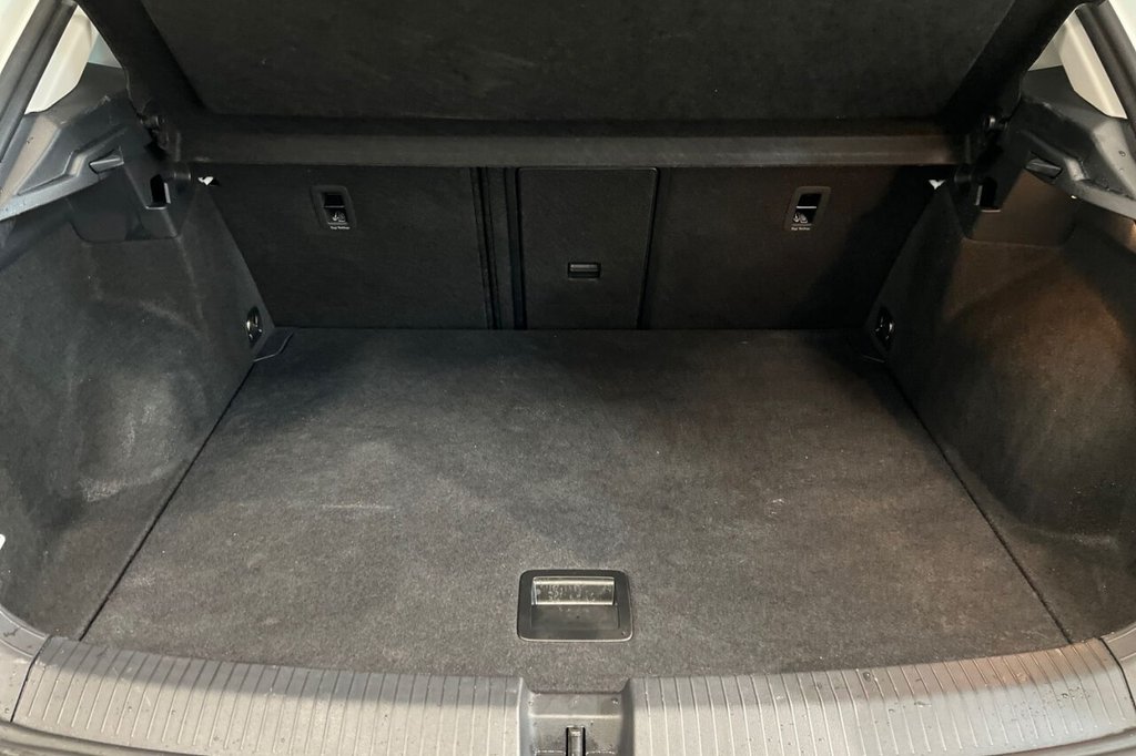 Used Volkswagen T-Roc 2022 for sale - 77262926: Photo 40