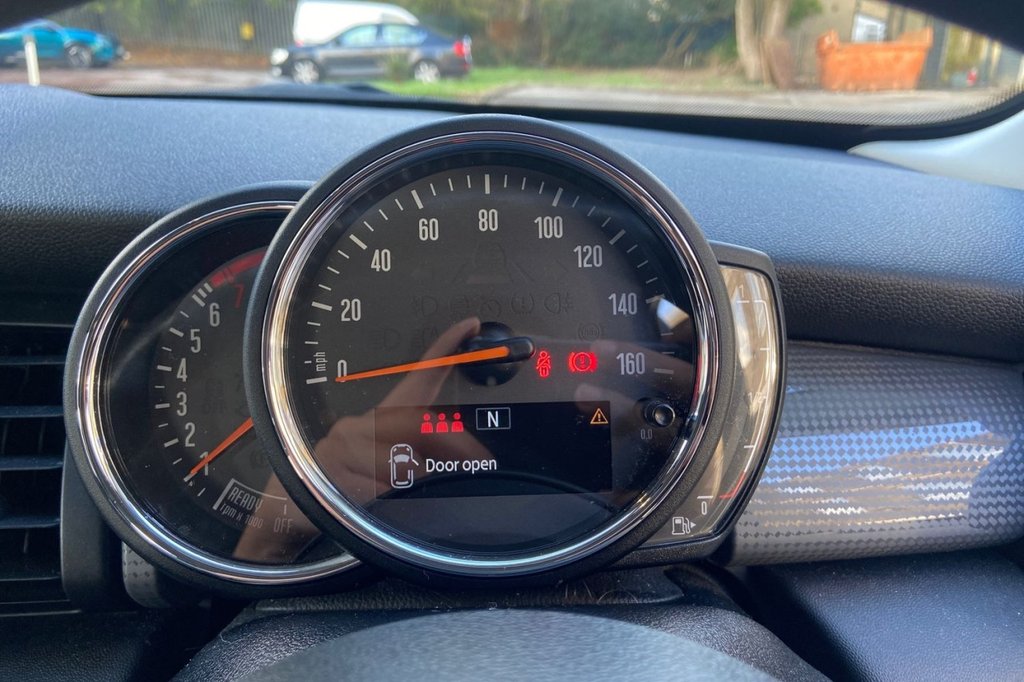 Used MINI Hatch 2020 for sale - 76395943: Photo 15