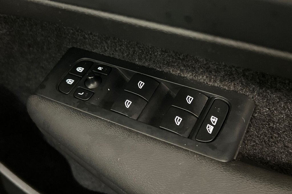 Used Volvo C40 2022 for sale - 77593799: Photo 36