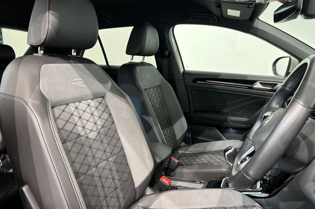 Used Volkswagen T-Roc 2023 for sale - 77583040: Photo 21