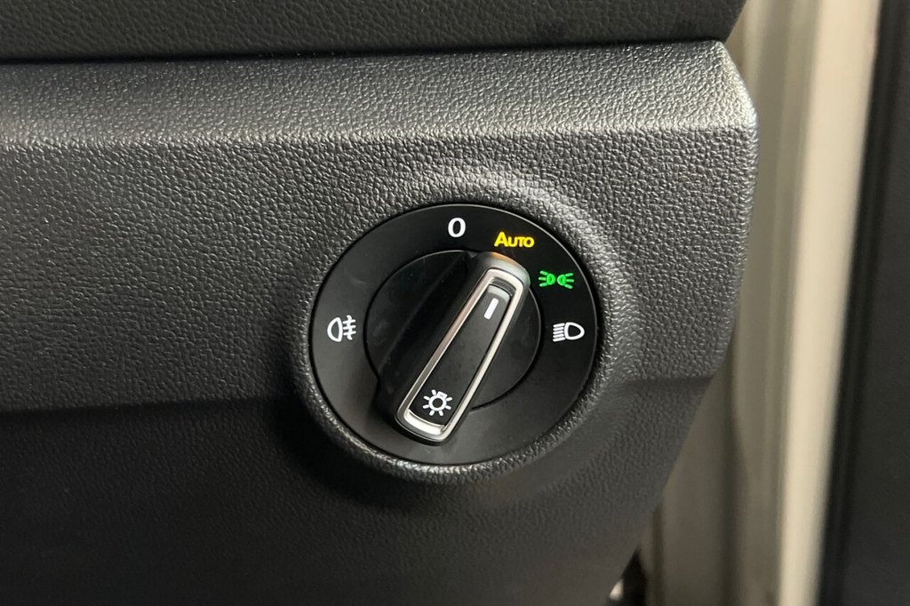 Used Volkswagen T-Roc 2023 for sale - 77583040: Photo 38