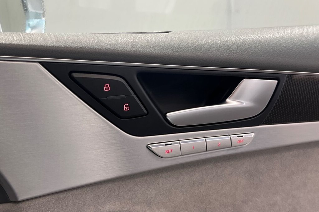 Used Audi A8 2015 for sale - 77520509: Photo 42