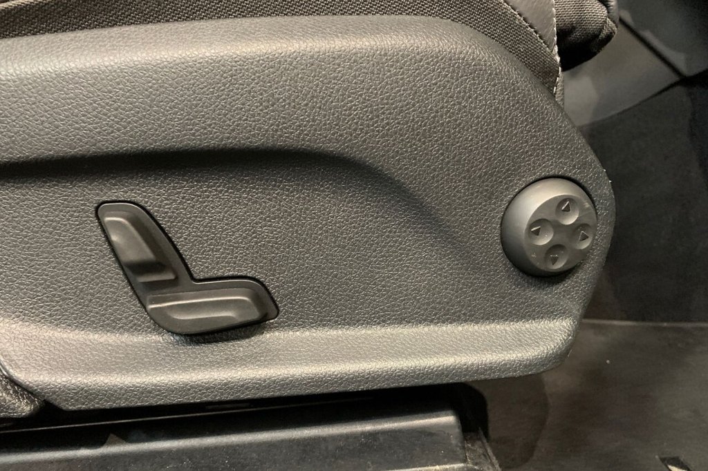 Used Mercedes-Benz EQC 2021 for sale - 77121697: Photo 35