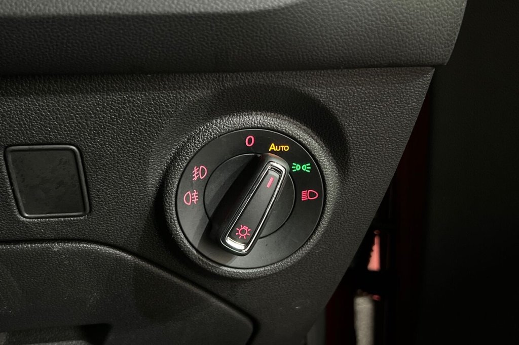 Used SEAT Leon 2019 for sale - 77249977: Photo 30