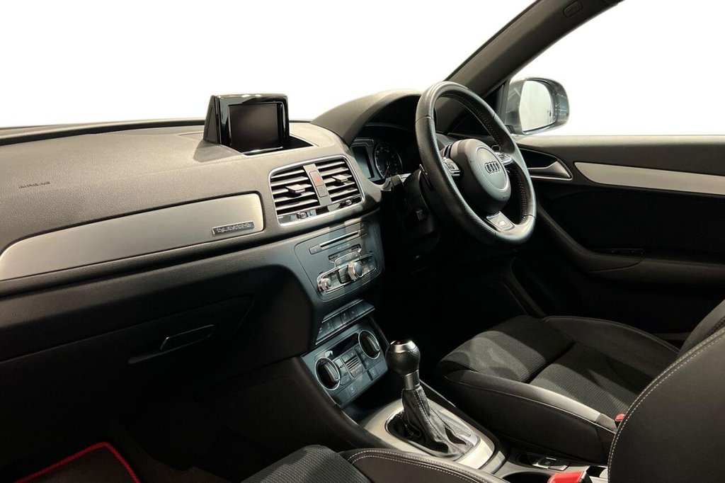 Used Audi Q3 2017 for sale - 77666614: Photo 11