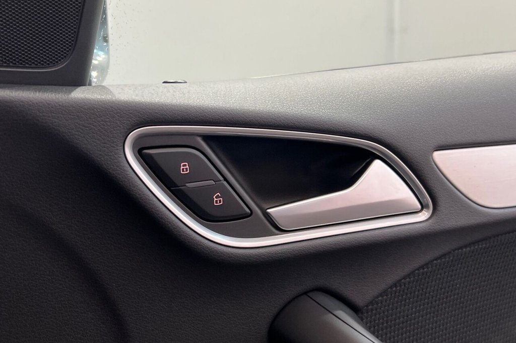 Used Audi Q3 2017 for sale - 77666614: Photo 38