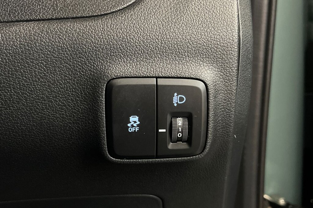 Used Hyundai i10 2024 for sale - 76469836: Photo 36