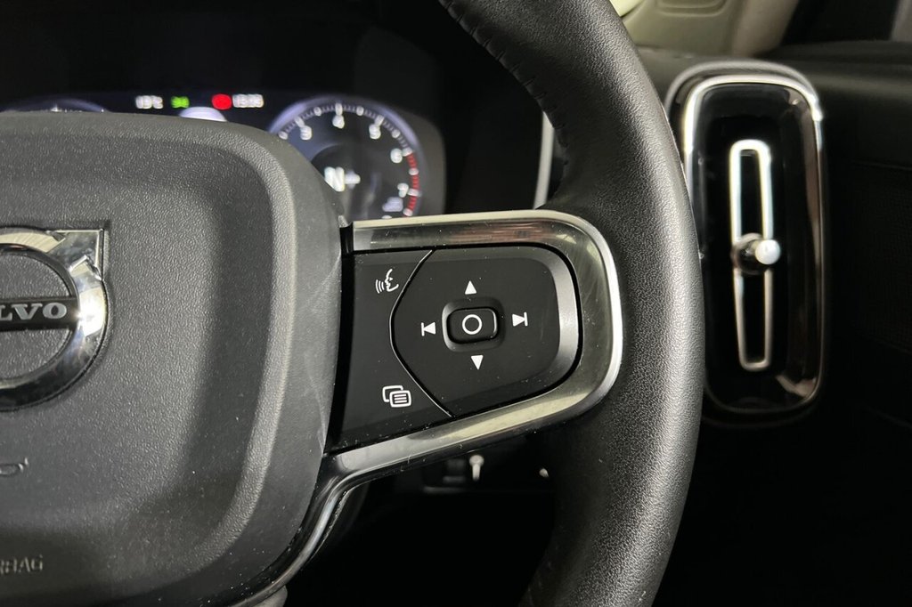 Used Volvo XC40 2019 for sale - 76740056: Photo 25