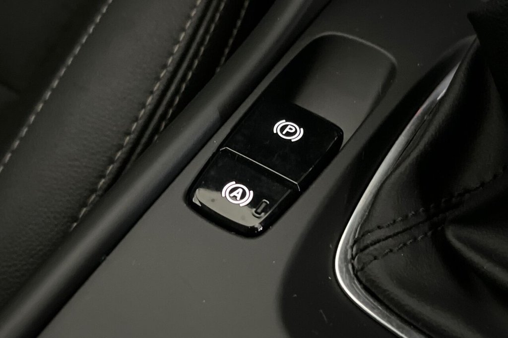 Used Volvo XC40 2019 for sale - 76740056: Photo 35