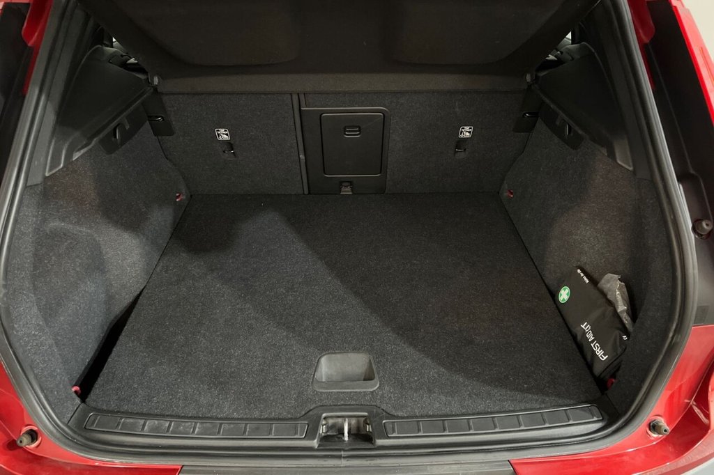 Used Volvo XC40 2019 for sale - 76740056: Photo 40