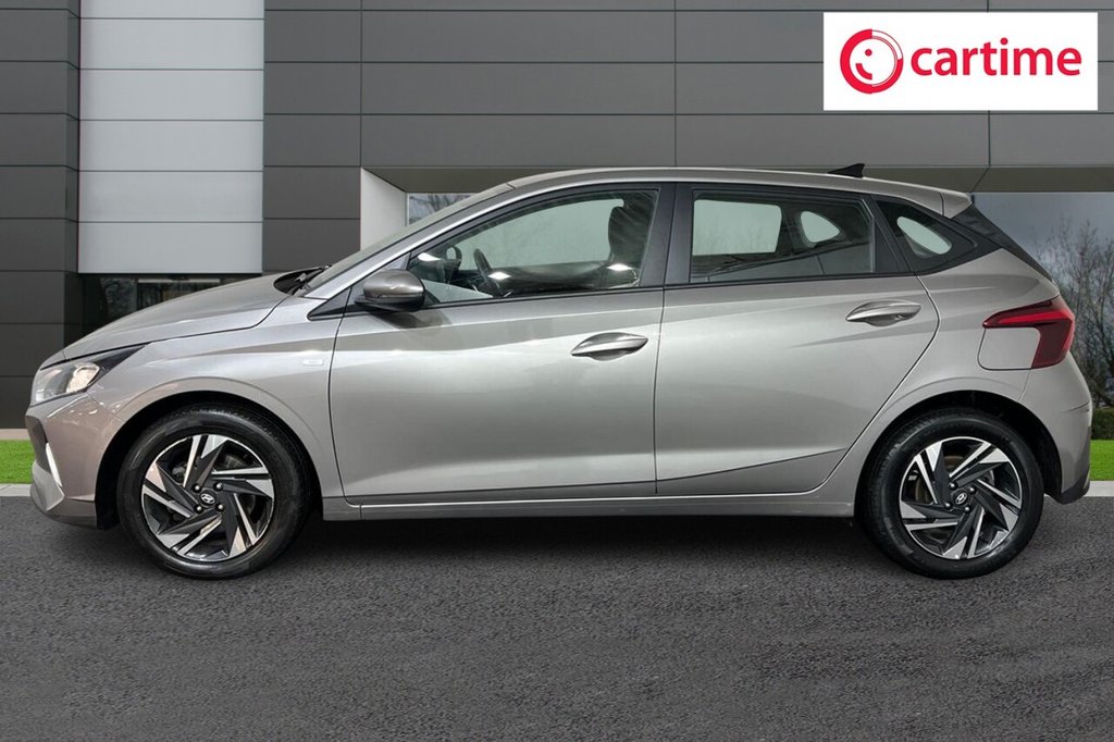 Used Hyundai i20 2023 for sale - 76395974: Photo 3