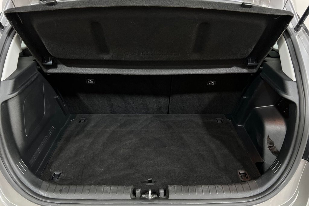 Used Hyundai i20 2023 for sale - 76395974: Photo 39