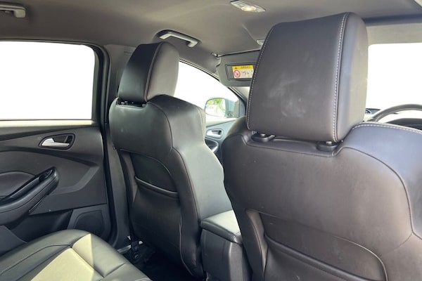 Used Ford Focus 2018 for sale - 76018952: Photo 10