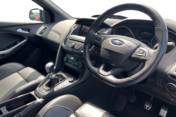 Used Ford Focus 2018 for sale - 76018952: Photo 9
