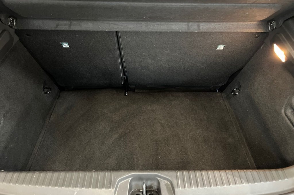 Used Renault Clio 2019 for sale - 76840953: Photo 35